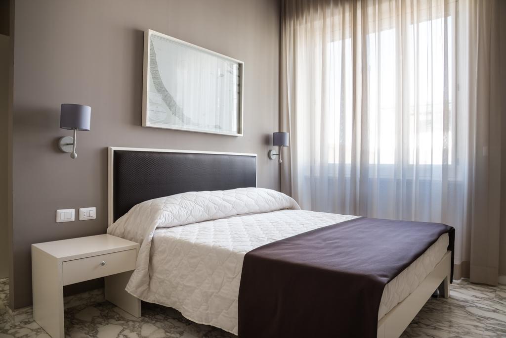 Faro Bianco Gallipoli - Suites & Apartments ภายนอก รูปภาพ