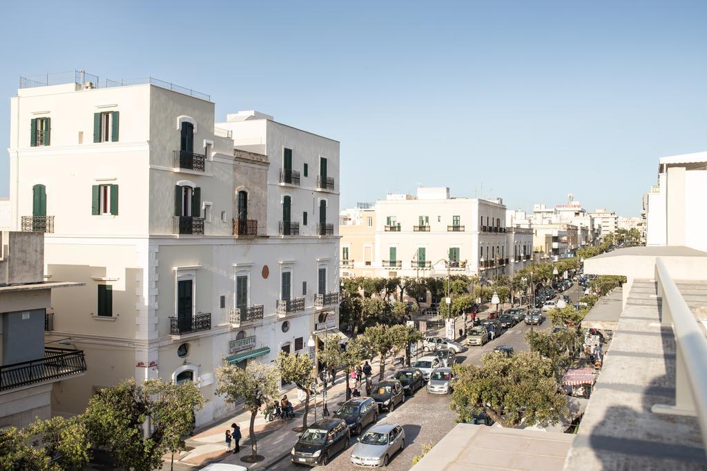 Faro Bianco Gallipoli - Suites & Apartments ภายนอก รูปภาพ