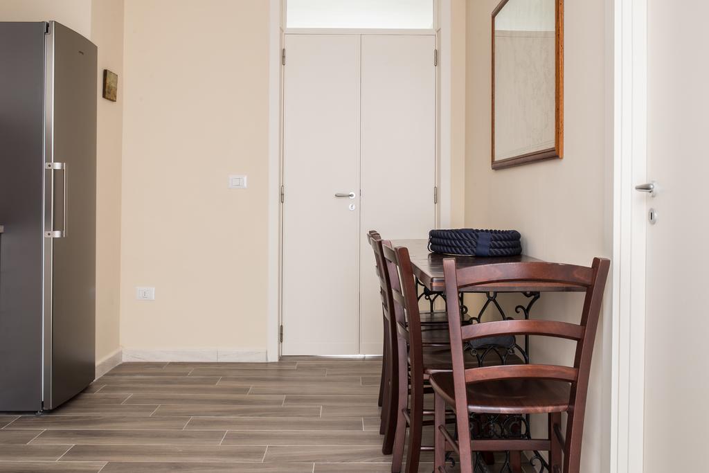 Faro Bianco Gallipoli - Suites & Apartments ภายนอก รูปภาพ