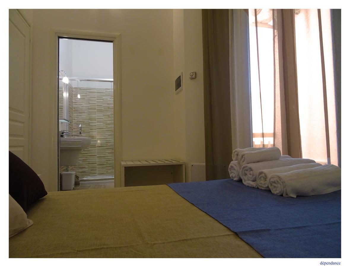 Faro Bianco Gallipoli - Suites & Apartments ภายนอก รูปภาพ