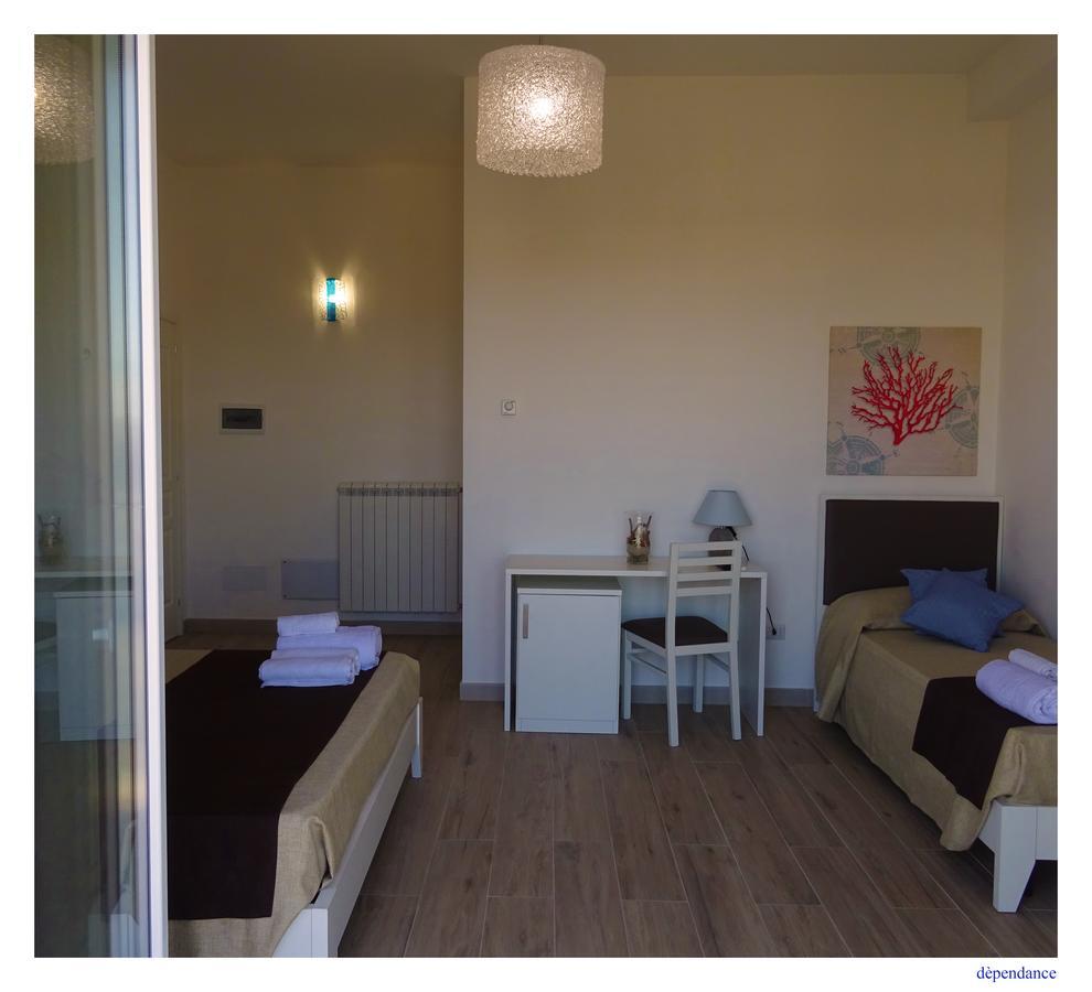 Faro Bianco Gallipoli - Suites & Apartments ภายนอก รูปภาพ