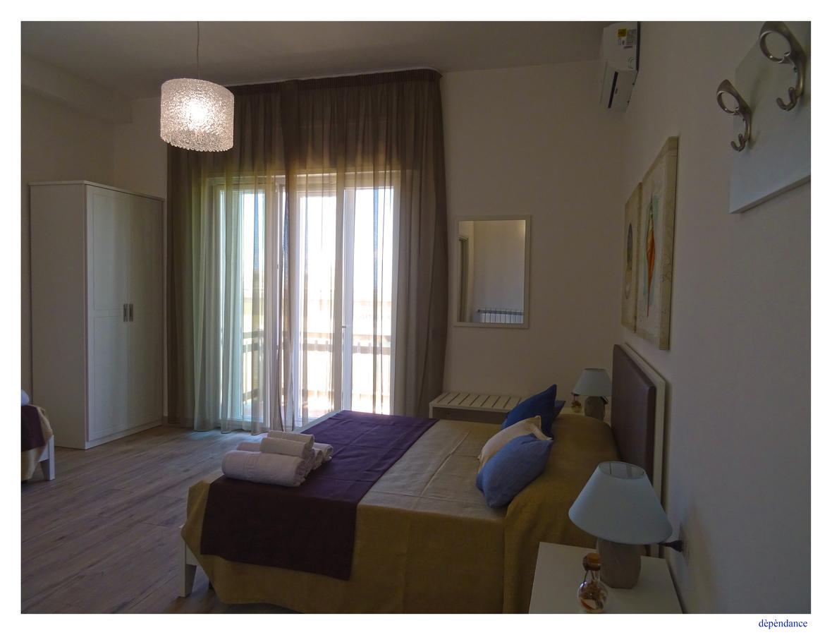 Faro Bianco Gallipoli - Suites & Apartments ภายนอก รูปภาพ