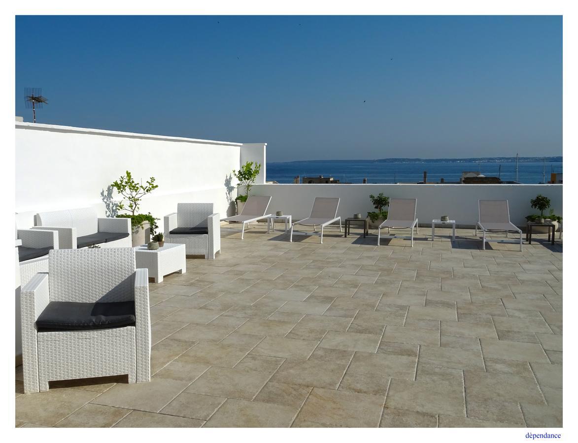Faro Bianco Gallipoli - Suites & Apartments ภายนอก รูปภาพ
